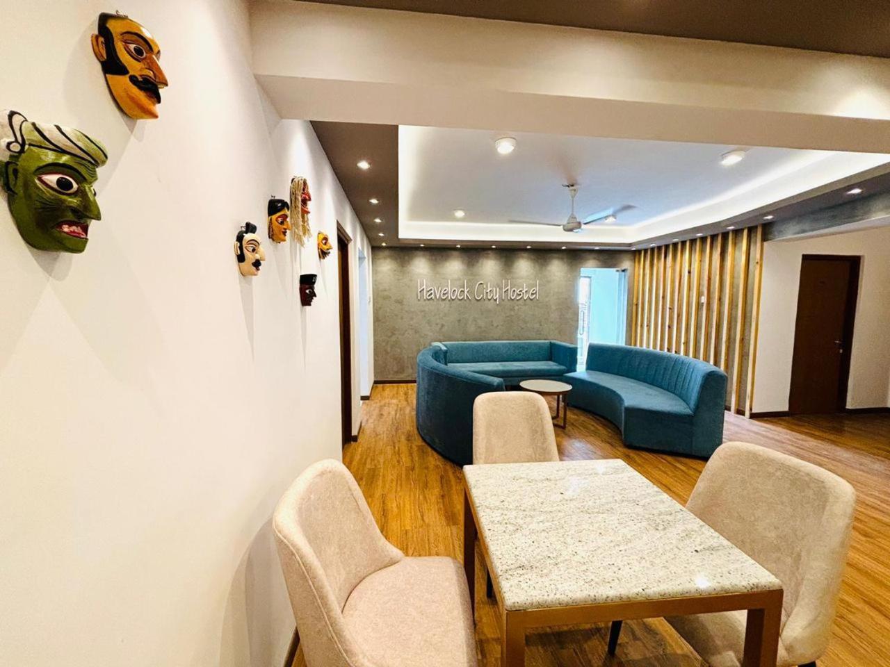Хостел Havelock Hostel,