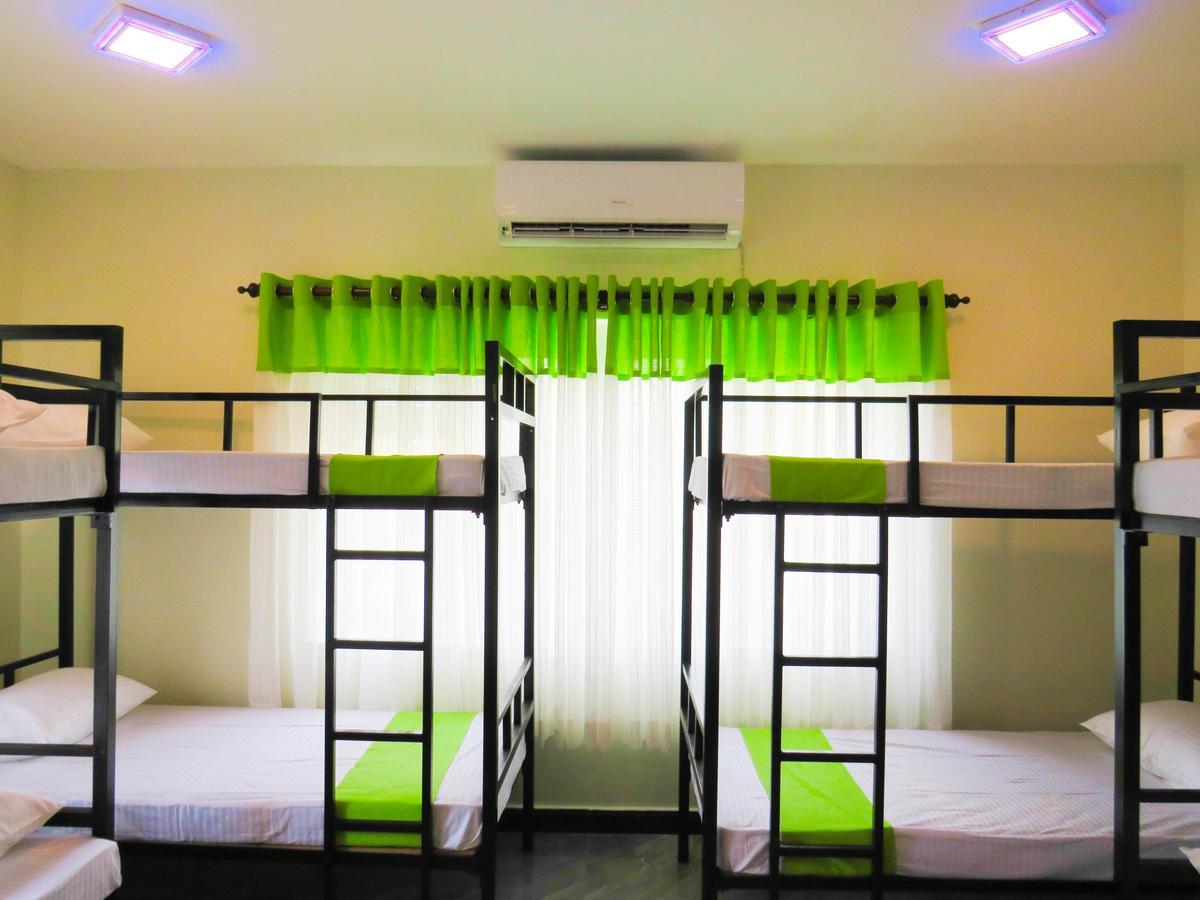 Хостел Havelock Hostel, *